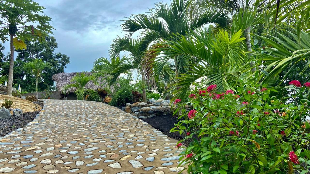 Veronika Resort Nosy Komba Exterior photo
